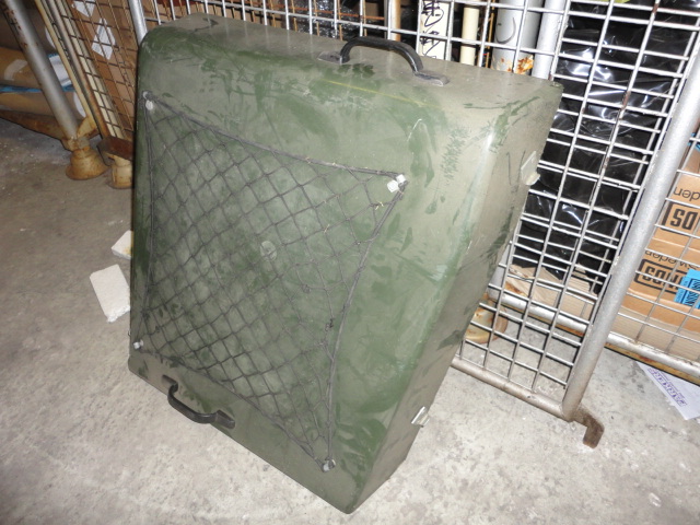 Hagglunds BV206 Parts - 6 cylinder engine cover